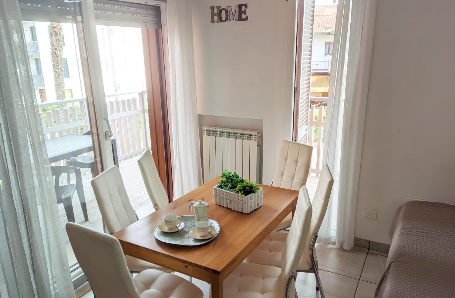 Appartamento Peschiera Peschiera del Garda Habitación foto